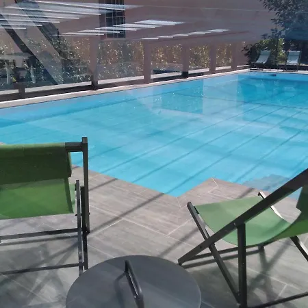 Hotel The Originals City, Rey Du Mont Sion, Saint-julien-en-genevois Sud 3*