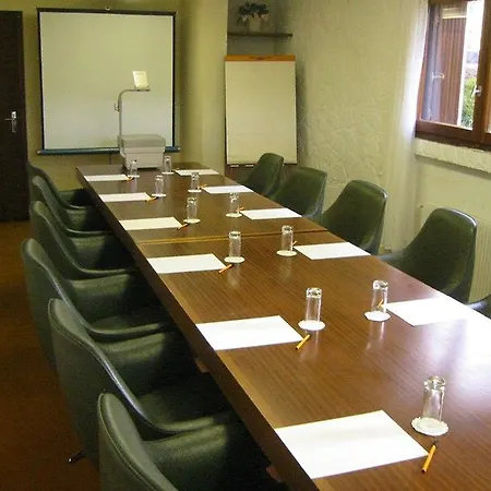 The Originals City, Rey Du Mont Sion, Saint-julien-en-genevois Sud Hotel