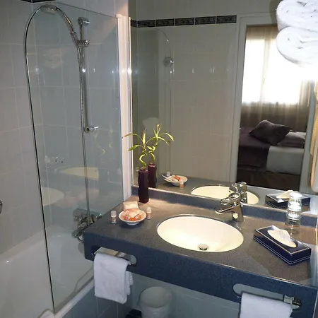 Hotel The Originals City, Rey Du Mont Sion, Saint-julien-en-genevois Sud 3*